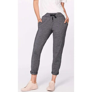Lululemon On The Fly Pant *28"